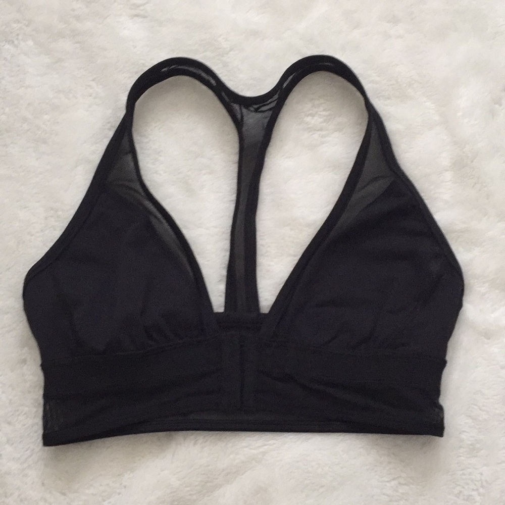 lululemon sports bra / bra letter size 4
